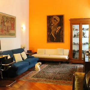 B&b&courtesy Alojamento de Acomodação e Pequeno-almoço